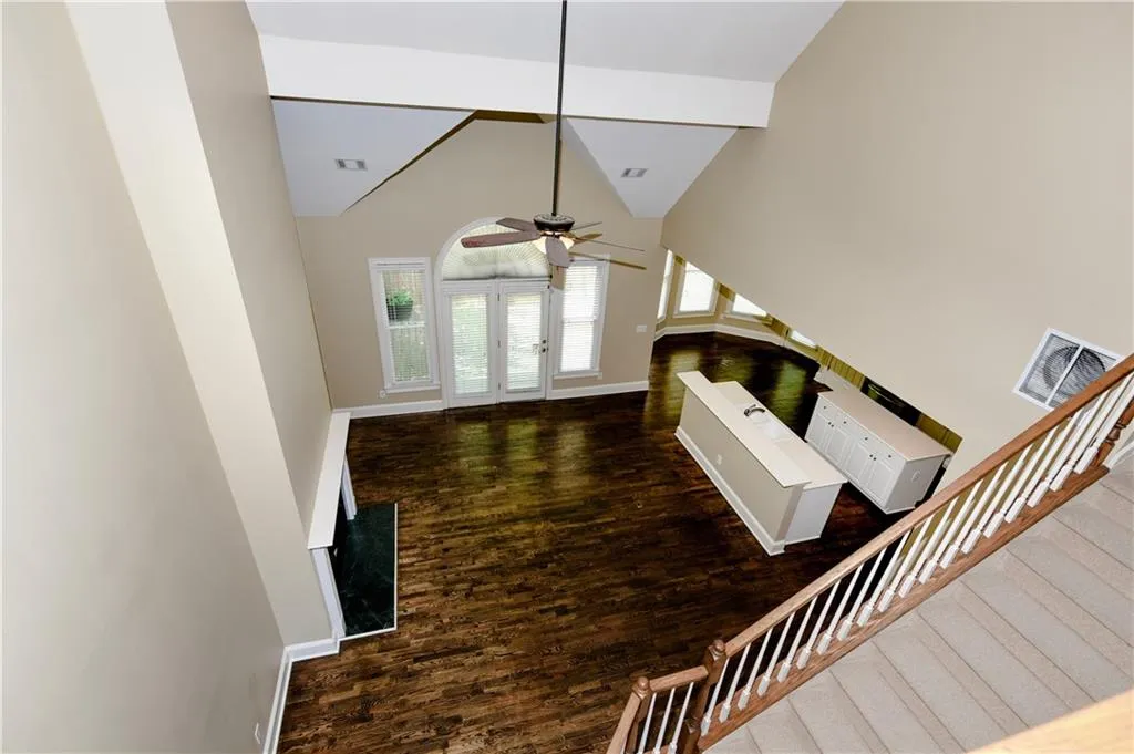 275 Windsor Gate Cove, Atlanta, Georgia 30342, 4 Bedrooms Bedrooms, ,3 BathroomsBathrooms,Residential,Sold,275 Windsor Gate Cove,6614931