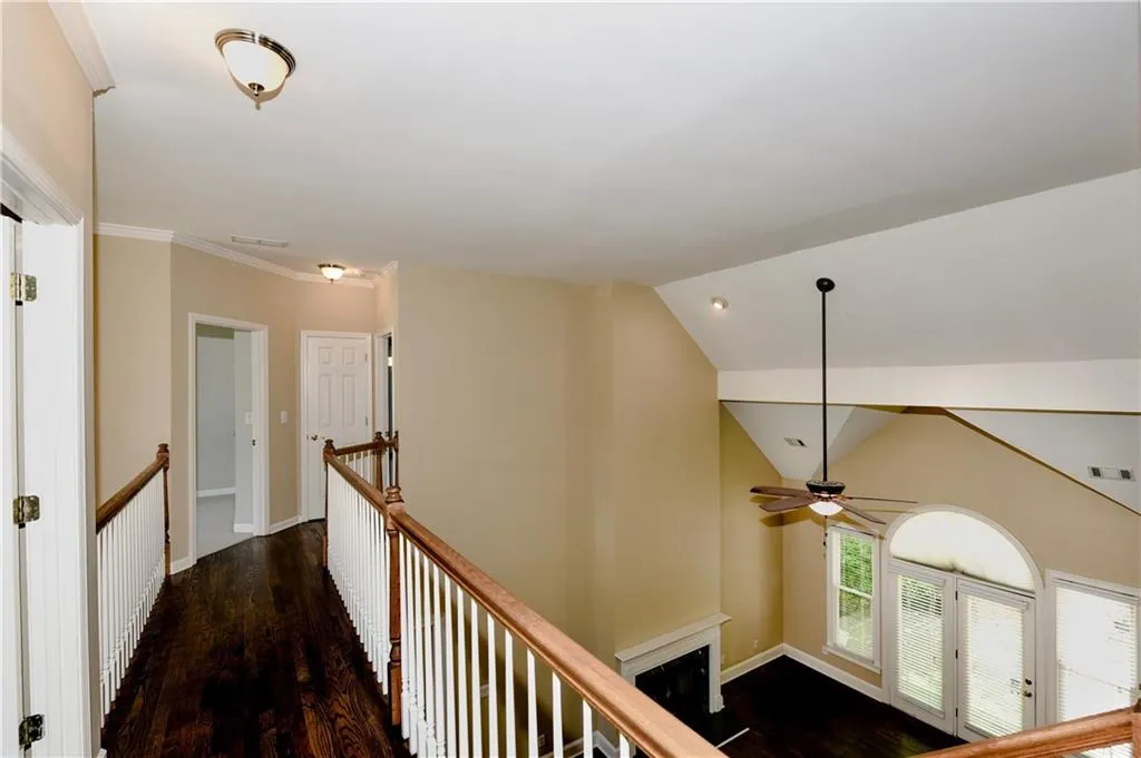 275 Windsor Gate Cove, Atlanta, Georgia 30342, 4 Bedrooms Bedrooms, ,3 BathroomsBathrooms,Residential,Sold,275 Windsor Gate Cove,6614931