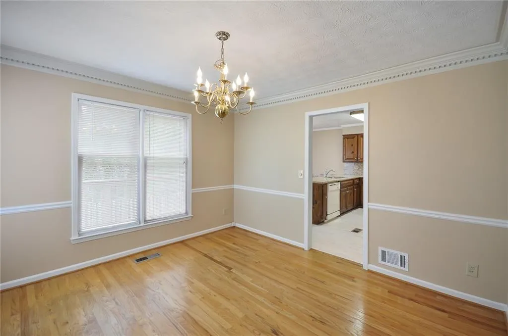 9008 Carroll Manor Drive, Sandy Springs, Georgia 30350, 3 Bedrooms Bedrooms, ,2 BathroomsBathrooms,Residential,Sold,9008 Carroll Manor Drive,6721753