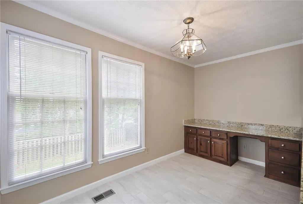 9008 Carroll Manor Drive, Sandy Springs, Georgia 30350, 3 Bedrooms Bedrooms, ,2 BathroomsBathrooms,Residential,Sold,9008 Carroll Manor Drive,6721753