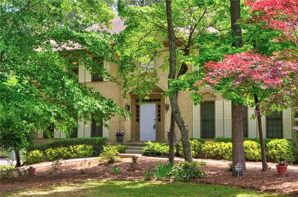 9008 Carroll Manor Drive, Sandy Springs, Georgia 30350, 3 Bedrooms Bedrooms, ,2 BathroomsBathrooms,Residential,Sold,9008 Carroll Manor Drive,6721753