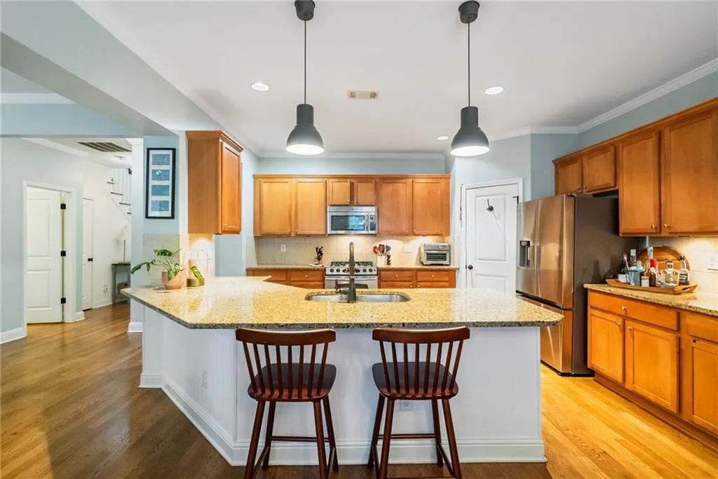 1925 Brantley Walk Lane Nw, Atlanta, Georgia 30318, 3 Bedrooms Bedrooms, ,2 BathroomsBathrooms,Residential,For Sale,1925 Brantley Walk Lane Nw,7633037