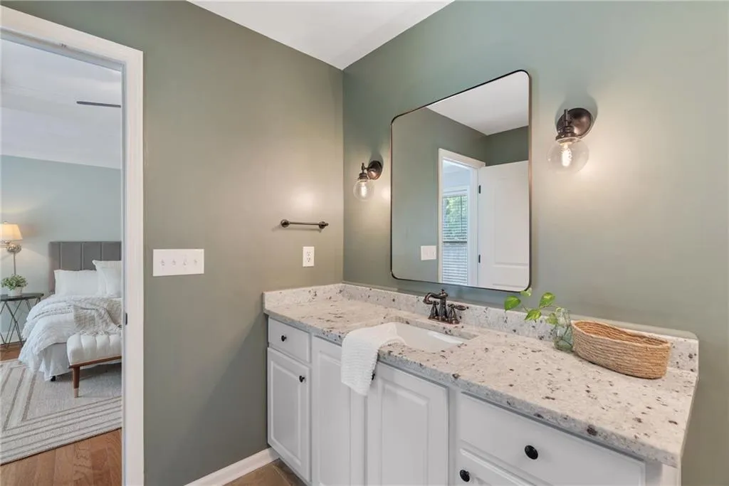 1925 Brantley Walk Lane Nw, Atlanta, Georgia 30318, 3 Bedrooms Bedrooms, ,2 BathroomsBathrooms,Residential,For Sale,1925 Brantley Walk Lane Nw,7633037