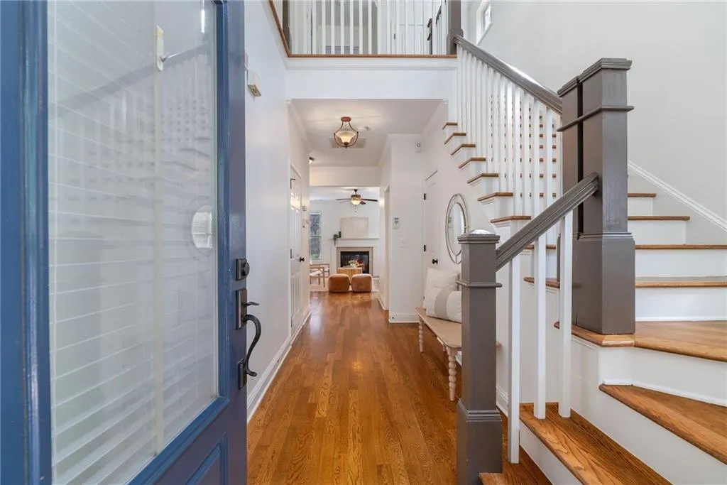 1925 Brantley Walk Lane Nw, Atlanta, Georgia 30318, 3 Bedrooms Bedrooms, ,2 BathroomsBathrooms,Residential,Sold,1925 Brantley Walk Lane Nw,7633037