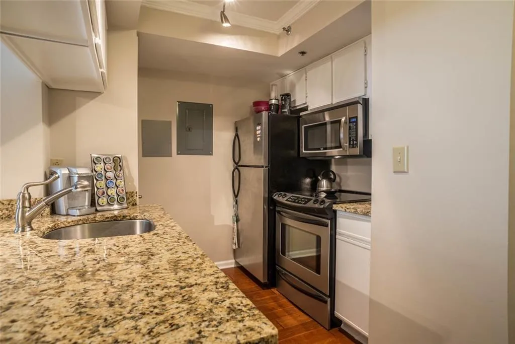 795 Hammond Drive Unit 205, Atlanta, Georgia 30328, 1 Bedroom Bedrooms, ,1 BathroomBathrooms,Residential,Sold,795 Hammond Drive Unit 205,5823002