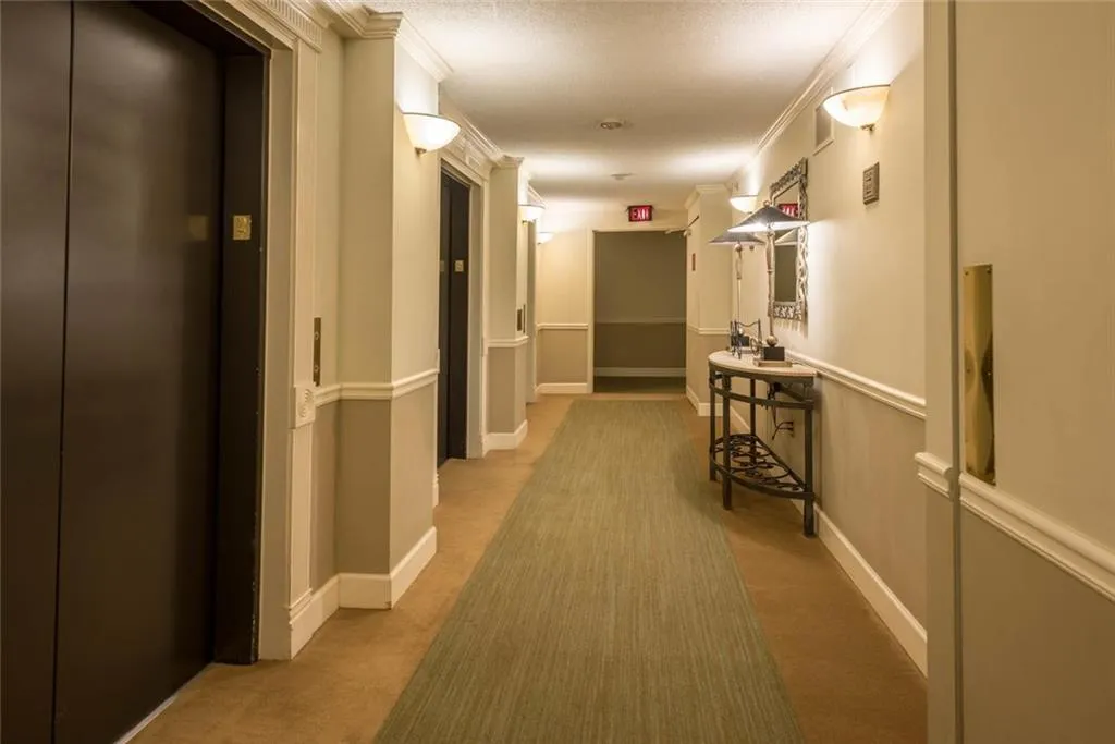 795 Hammond Drive Unit 205, Atlanta, Georgia 30328, 1 Bedroom Bedrooms, ,1 BathroomBathrooms,Residential,Sold,795 Hammond Drive Unit 205,5823002