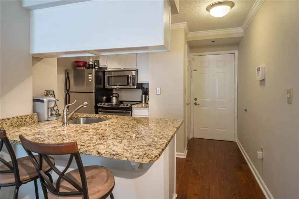 795 Hammond Drive Unit 205, Atlanta, Georgia 30328, 1 Bedroom Bedrooms, ,1 BathroomBathrooms,Residential,Sold,795 Hammond Drive Unit 205,5823002