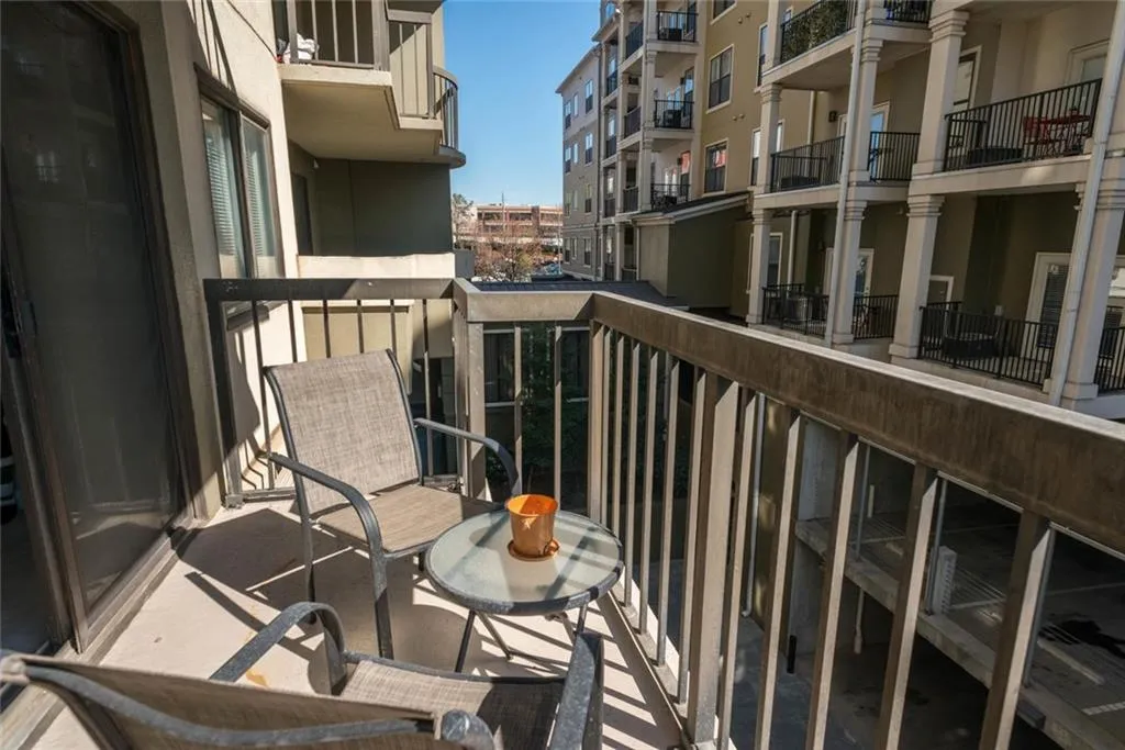 795 Hammond Drive Unit 205, Atlanta, Georgia 30328, 1 Bedroom Bedrooms, ,1 BathroomBathrooms,Residential,Sold,795 Hammond Drive Unit 205,5823002