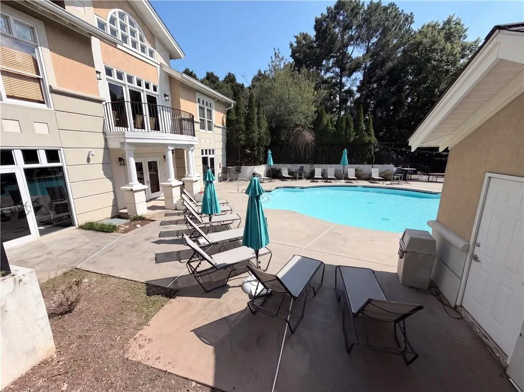 2700 Pine Tree Road Ne Unit 3006, Atlanta, Georgia 30324, 1 Bedroom Bedrooms, 0 ,1 BathroomBathrooms,Residential,For Sale,2700 Pine Tree Road Ne Unit 3006,7722111