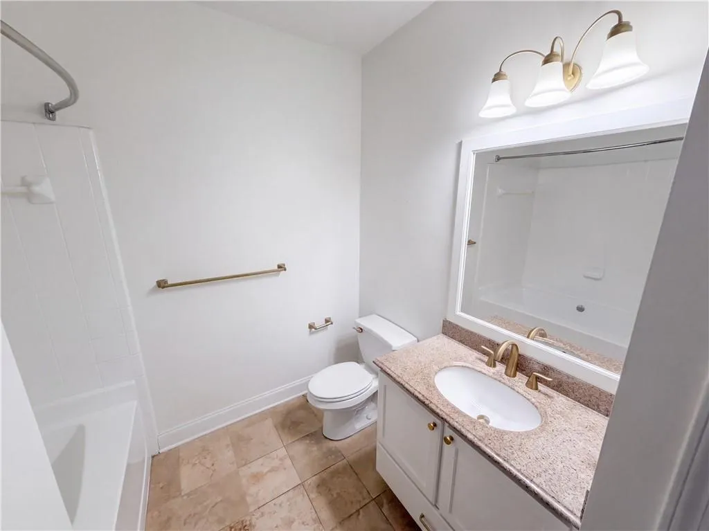 2700 Pine Tree Road Ne Unit 3006, Atlanta, Georgia 30324, 1 Bedroom Bedrooms, 0 ,1 BathroomBathrooms,Residential,For Sale,2700 Pine Tree Road Ne Unit 3006,7722111