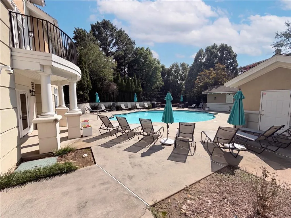 2700 Pine Tree Road Ne Unit 3006, Atlanta, Georgia 30324, 1 Bedroom Bedrooms, 0 ,1 BathroomBathrooms,Residential,For Sale,2700 Pine Tree Road Ne Unit 3006,7722111
