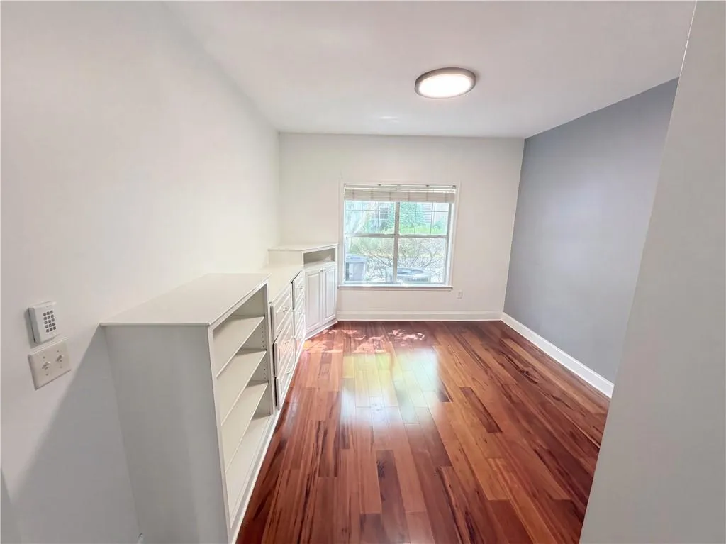 2700 Pine Tree Road Ne Unit 3006, Atlanta, Georgia 30324, 1 Bedroom Bedrooms, 0 ,1 BathroomBathrooms,Residential,For Sale,2700 Pine Tree Road Ne Unit 3006,7722111