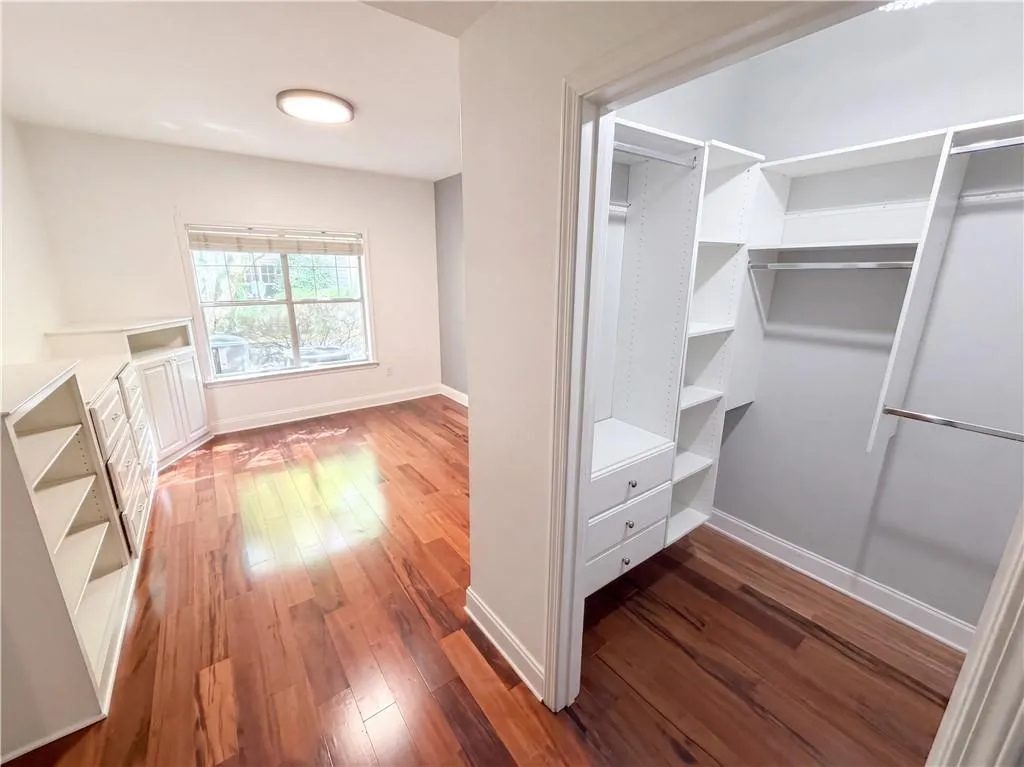 2700 Pine Tree Road Ne Unit 3006, Atlanta, Georgia 30324, 1 Bedroom Bedrooms, 0 ,1 BathroomBathrooms,Residential,For Sale,2700 Pine Tree Road Ne Unit 3006,7722111