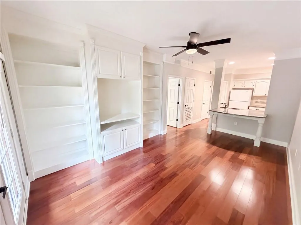2700 Pine Tree Road Ne Unit 3006, Atlanta, Georgia 30324, 1 Bedroom Bedrooms, 0 ,1 BathroomBathrooms,Residential,For Sale,2700 Pine Tree Road Ne Unit 3006,7722111