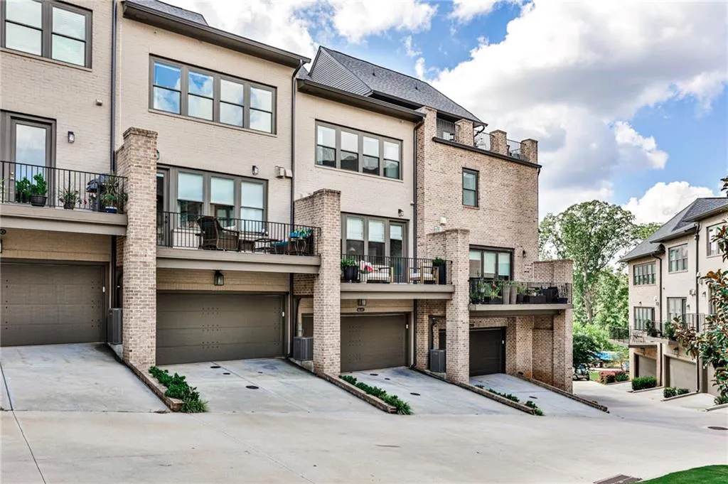 6644 Cadence Boulevard, Atlanta, Georgia 30328, 4 Bedrooms Bedrooms, ,4 BathroomsBathrooms,Residential,Sold,6644 Cadence Boulevard,7111977