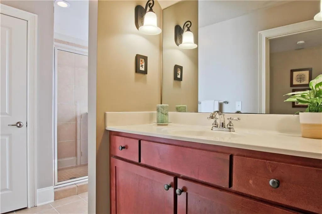 769 Berrydale Drive Unit 50, Atlanta, Georgia 30328, 2 Bedrooms Bedrooms, ,2 BathroomsBathrooms,Residential,Sold,769 Berrydale Drive Unit 50,5812504