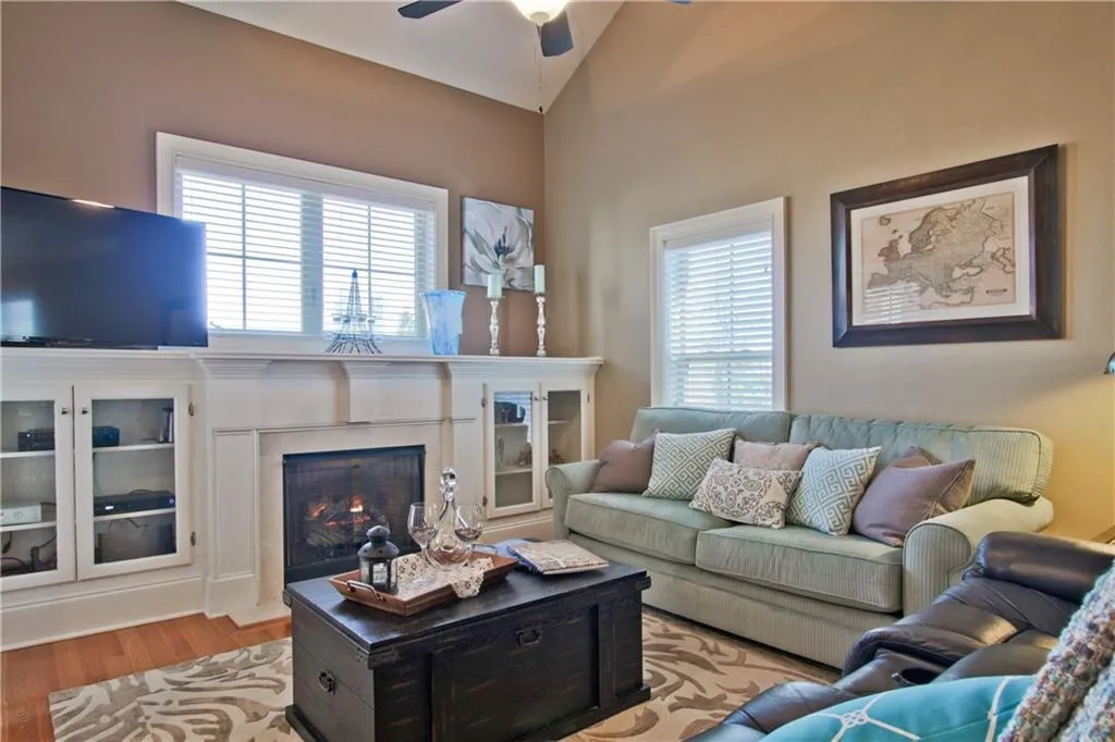 769 Berrydale Drive Unit 50, Atlanta, Georgia 30328, 2 Bedrooms Bedrooms, ,2 BathroomsBathrooms,Residential,Sold,769 Berrydale Drive Unit 50,5812504