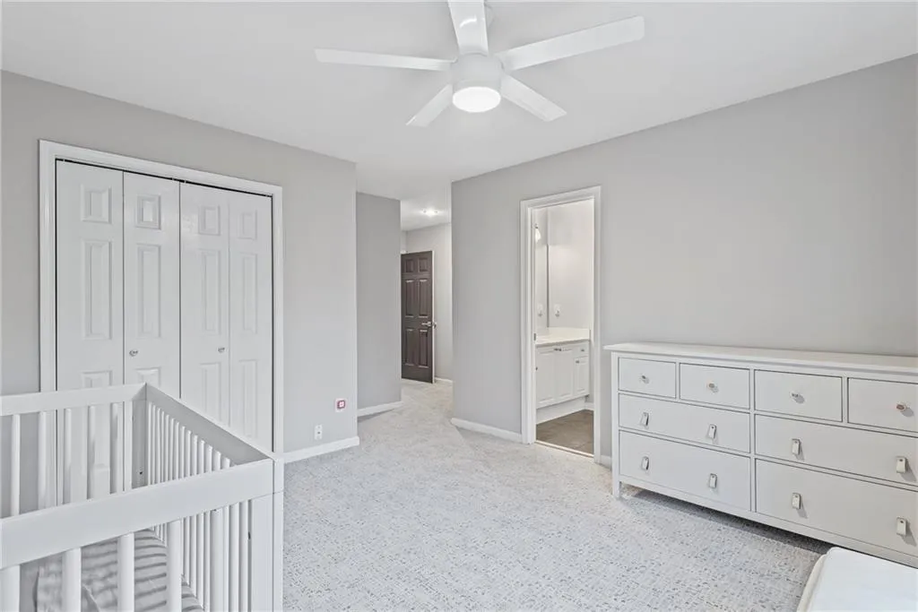 325 Ledgemont Court, Atlanta, Georgia 30342, 5 Bedrooms Bedrooms, ,4 BathroomsBathrooms,Residential,Sold,325 Ledgemont Court,7030572