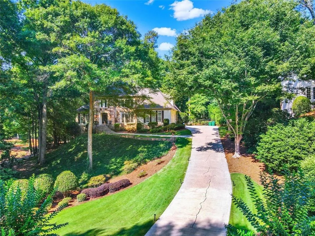 View of front of house with a front yard