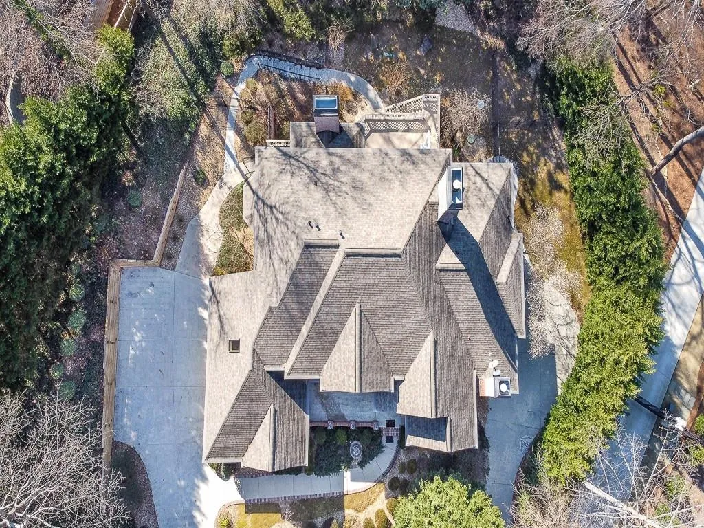 4526 Peachtree Dunwoody Road, Atlanta, Georgia 30342, 6 Bedrooms Bedrooms, ,6 BathroomsBathrooms,Residential,Sold,4526 Peachtree Dunwoody Road,7004442