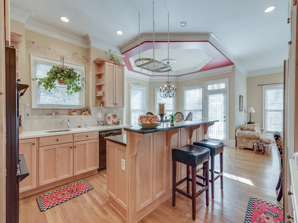 4526 Peachtree Dunwoody Road, Atlanta, Georgia 30342, 6 Bedrooms Bedrooms, ,6 BathroomsBathrooms,Residential,Sold,4526 Peachtree Dunwoody Road,7004442
