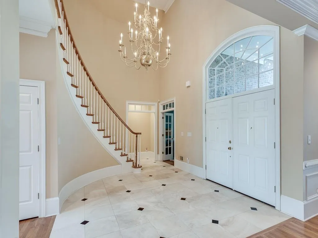 4526 Peachtree Dunwoody Road, Atlanta, Georgia 30342, 6 Bedrooms Bedrooms, ,6 BathroomsBathrooms,Residential,Sold,4526 Peachtree Dunwoody Road,7004442