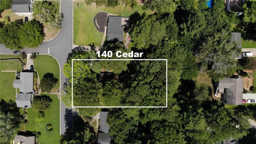 140 Cedar Trace, Roswell, Georgia 30075