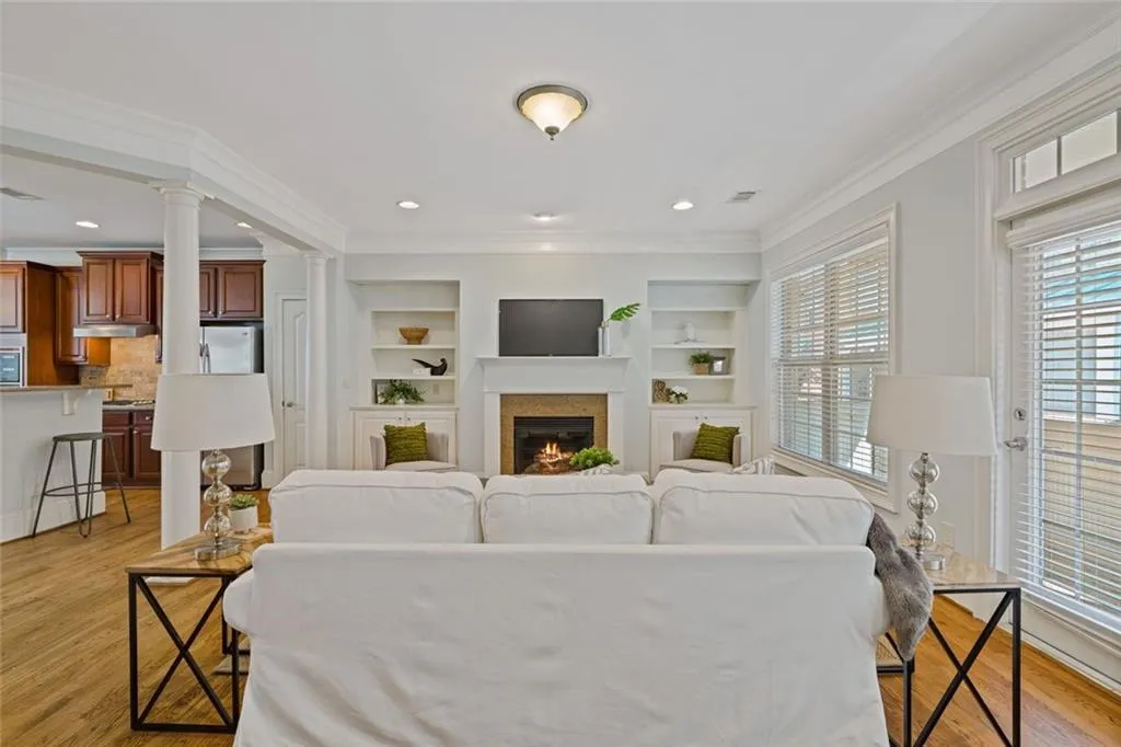 2763 Durham Drive Ne, Brookhaven, Georgia 30319, 3 Bedrooms Bedrooms, 0 ,3 BathroomsBathrooms,Residential,For Sale,2763 Durham Drive Ne,7721118