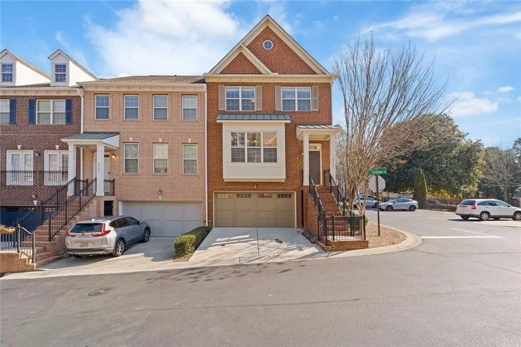 2763 Durham Drive Ne, Brookhaven, Georgia 30319, 3 Bedrooms Bedrooms, 0 ,3 BathroomsBathrooms,Residential,For Sale,2763 Durham Drive Ne,7721118