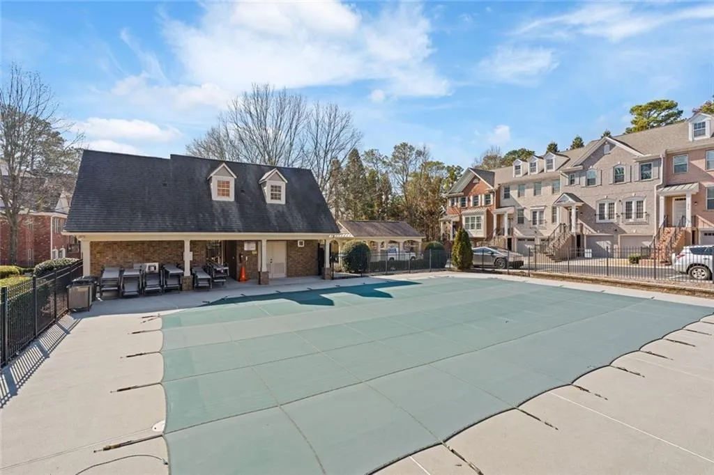 2763 Durham Drive Ne, Brookhaven, Georgia 30319, 3 Bedrooms Bedrooms, 0 ,3 BathroomsBathrooms,Residential,For Sale,2763 Durham Drive Ne,7721118