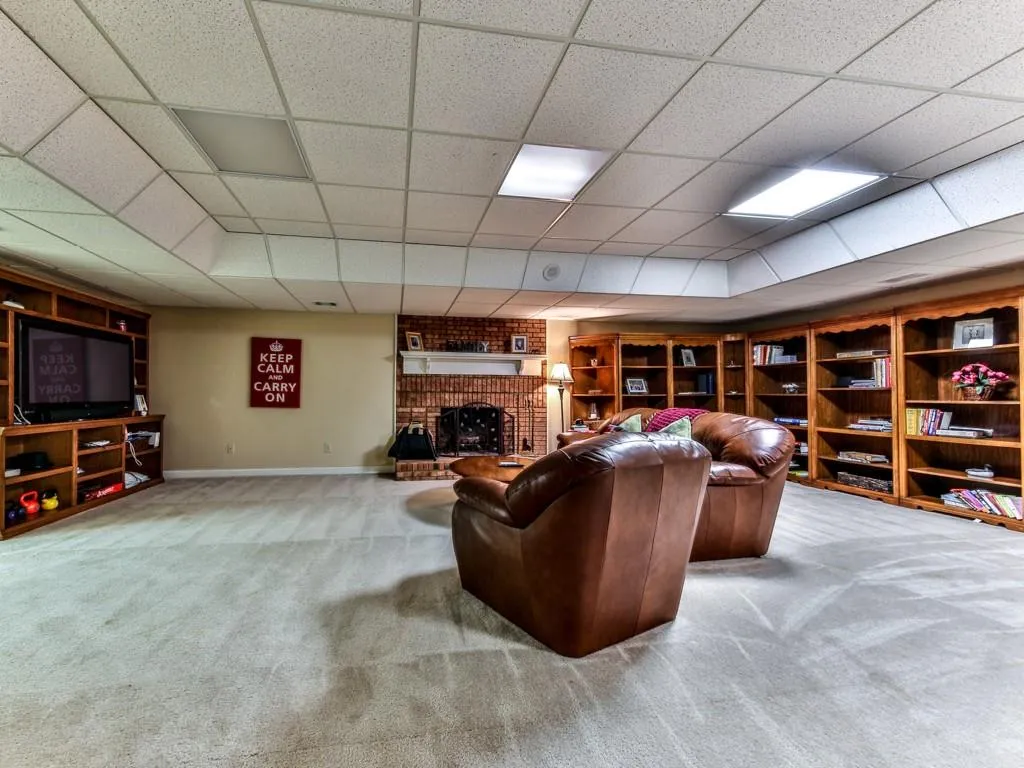 1777 Brandon Hall Drive, Sandy Springs, Georgia 30350, 6 Bedrooms Bedrooms, ,5 BathroomsBathrooms,Residential,Sold,1777 Brandon Hall Drive,5841366