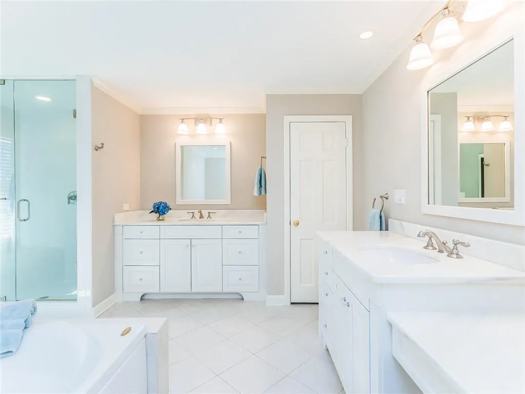 1045 Mountain Creek Trail, Atlanta, Georgia 30328, 5 Bedrooms Bedrooms, ,4 BathroomsBathrooms,Residential,Sold,1045 Mountain Creek Trail,5956262