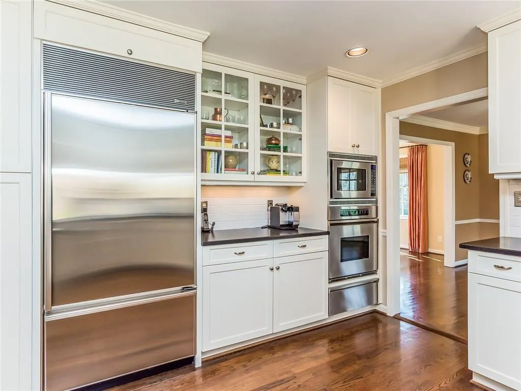 1045 Mountain Creek Trail, Atlanta, Georgia 30328, 5 Bedrooms Bedrooms, ,4 BathroomsBathrooms,Residential,Sold,1045 Mountain Creek Trail,5956262