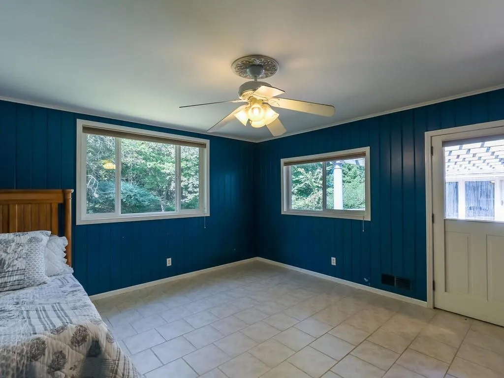 1580 Huntingdon Trail, Sandy Springs, Georgia 30350, 5 Bedrooms Bedrooms, ,3 BathroomsBathrooms,Residential,Sold,1580 Huntingdon Trail,6793751