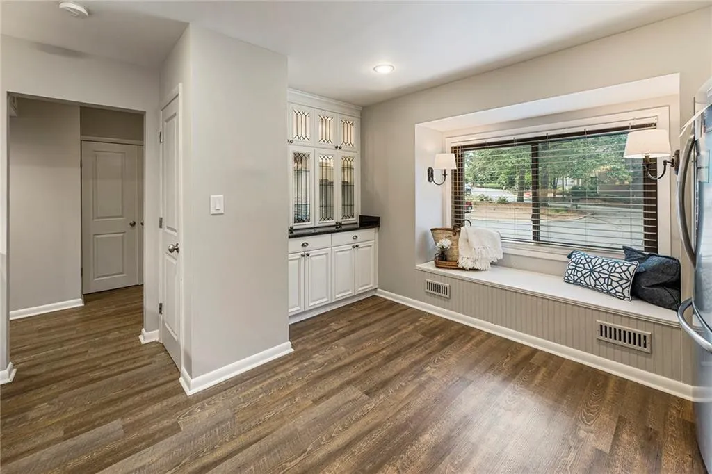 522 Sutters Point, Atlanta, Georgia 30328, 2 Bedrooms Bedrooms, ,2 BathroomsBathrooms,Residential,Sold,522 Sutters Point,7268086