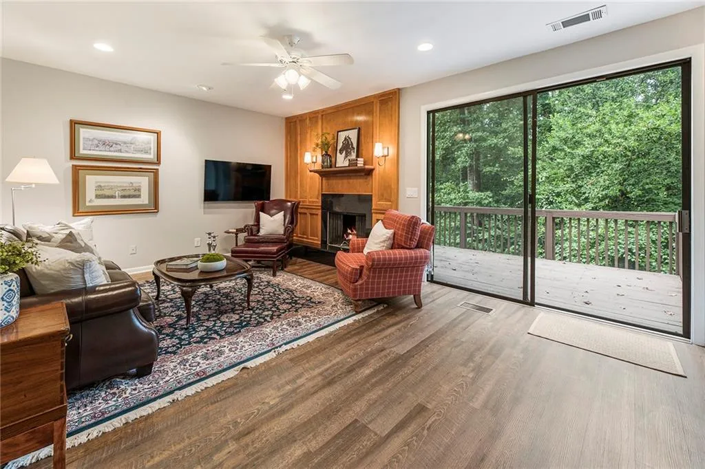 522 Sutters Point, Atlanta, Georgia 30328, 2 Bedrooms Bedrooms, ,2 BathroomsBathrooms,Residential,Sold,522 Sutters Point,7268086