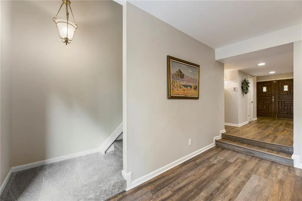 522 Sutters Point, Atlanta, Georgia 30328, 2 Bedrooms Bedrooms, ,2 BathroomsBathrooms,Residential,Sold,522 Sutters Point,7268086