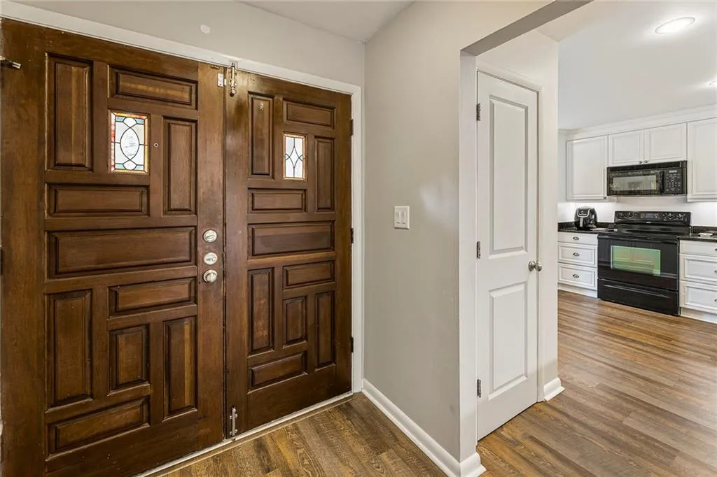 522 Sutters Point, Atlanta, Georgia 30328, 2 Bedrooms Bedrooms, ,2 BathroomsBathrooms,Residential,Sold,522 Sutters Point,7268086