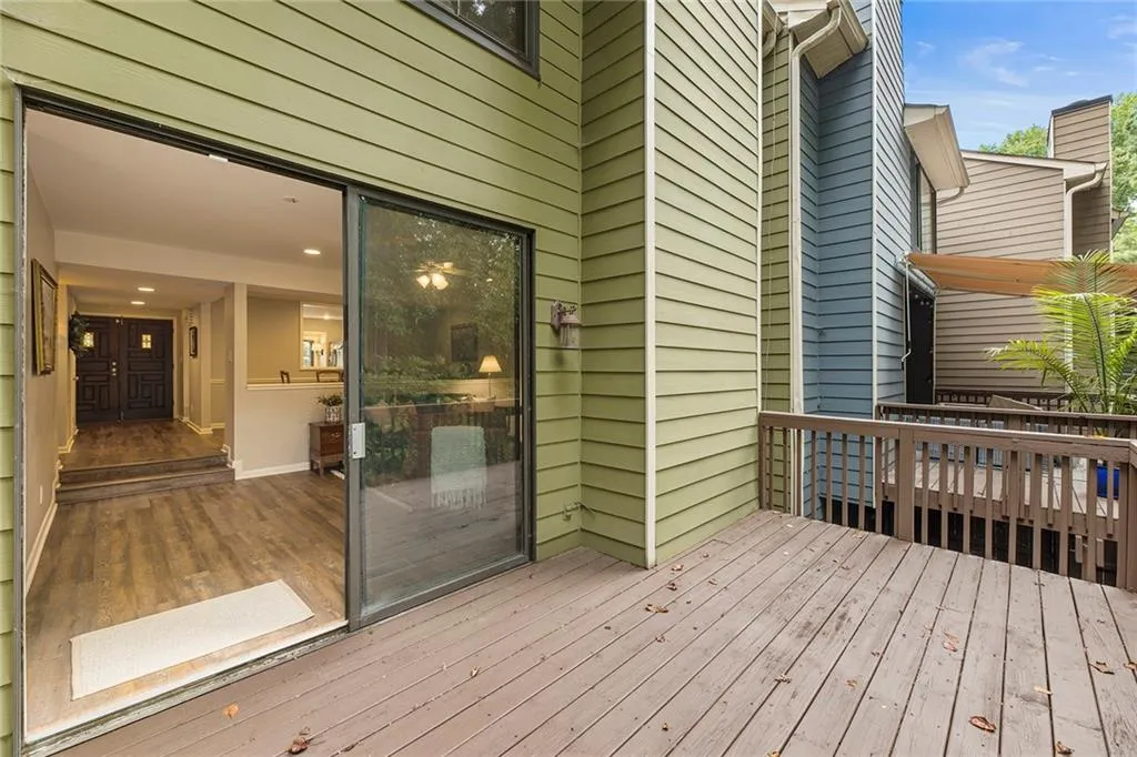522 Sutters Point, Atlanta, Georgia 30328, 2 Bedrooms Bedrooms, ,2 BathroomsBathrooms,Residential,Sold,522 Sutters Point,7268086