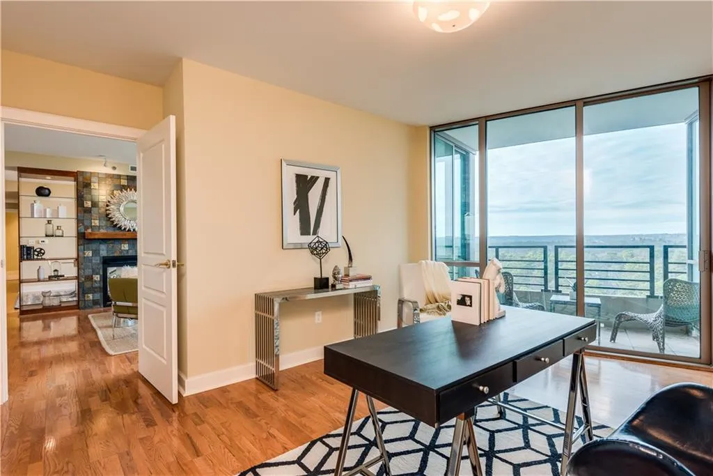 700 Park Regency Place Ne Unit 1901, Atlanta, Georgia 30326, 3 Bedrooms Bedrooms, ,2 BathroomsBathrooms,Residential,Sold,700 Park Regency Place Ne Unit 1901,5790378