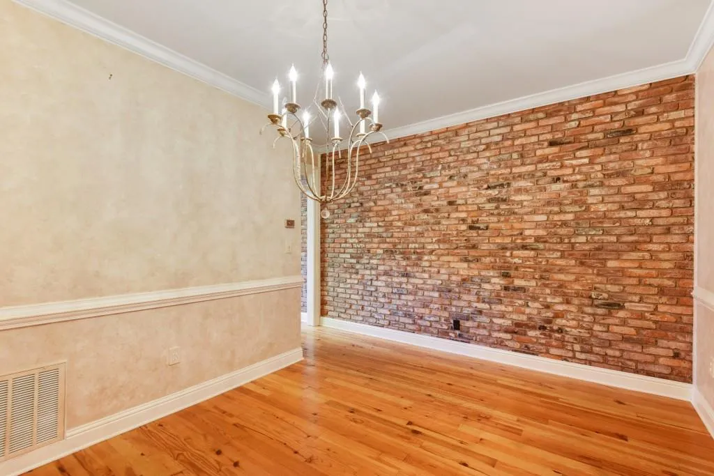 3675 Peachtree Road Ne Unit 51, Atlanta, Georgia 30319, 2 Bedrooms Bedrooms, ,2 BathroomsBathrooms,Residential,Sold,3675 Peachtree Road Ne Unit 51,5854805