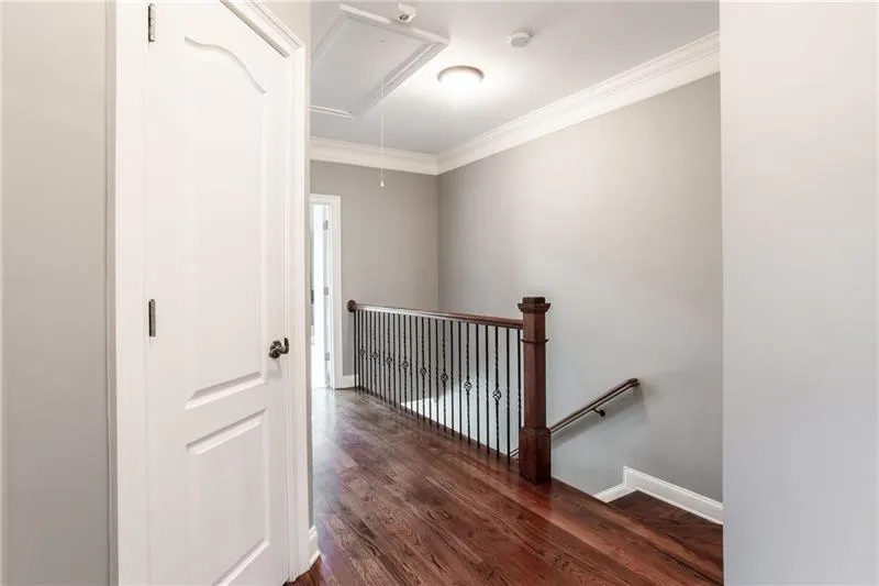 921 Persimmon Point, Atlanta, Georgia 30328, 3 Bedrooms Bedrooms, ,3 BathroomsBathrooms,Residential,Sold,921 Persimmon Point,6681980