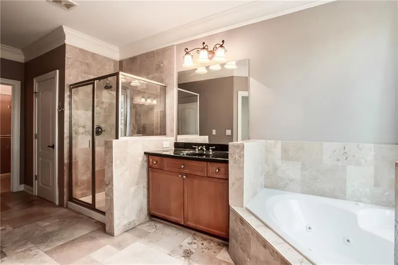 921 Persimmon Point, Atlanta, Georgia 30328, 3 Bedrooms Bedrooms, ,3 BathroomsBathrooms,Residential,Sold,921 Persimmon Point,6681980