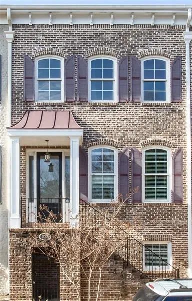 921 Persimmon Point, Atlanta, Georgia 30328, 3 Bedrooms Bedrooms, ,3 BathroomsBathrooms,Residential,Sold,921 Persimmon Point,6681980