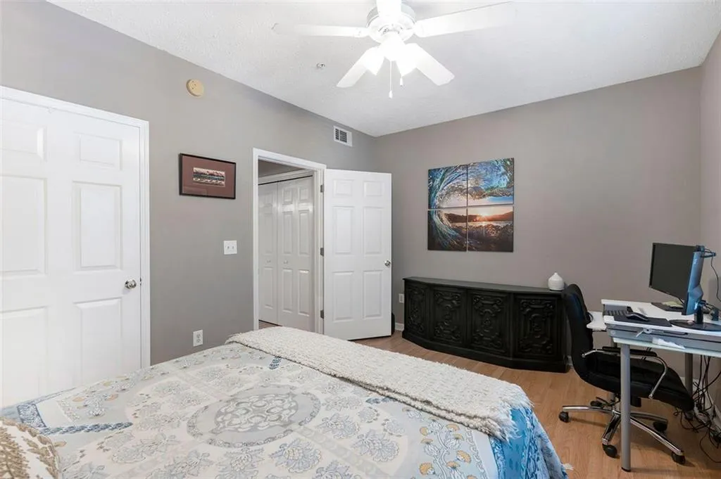 5559 Glenridge Drive Unit 2203, Atlanta, Georgia 30342, 2 Bedrooms Bedrooms, ,2 BathroomsBathrooms,Residential,Sold,5559 Glenridge Drive Unit 2203,6893874