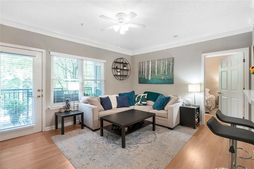 5559 Glenridge Drive Unit 2203, Atlanta, Georgia 30342, 2 Bedrooms Bedrooms, ,2 BathroomsBathrooms,Residential,Sold,5559 Glenridge Drive Unit 2203,6893874