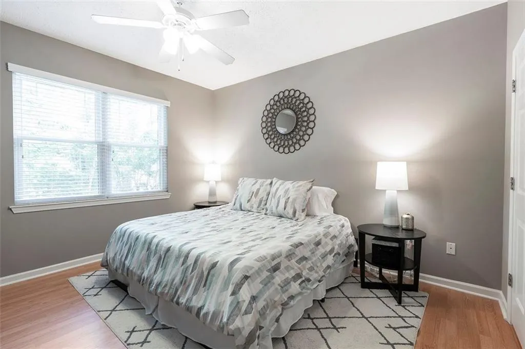 5559 Glenridge Drive Unit 2203, Atlanta, Georgia 30342, 2 Bedrooms Bedrooms, ,2 BathroomsBathrooms,Residential,Sold,5559 Glenridge Drive Unit 2203,6893874