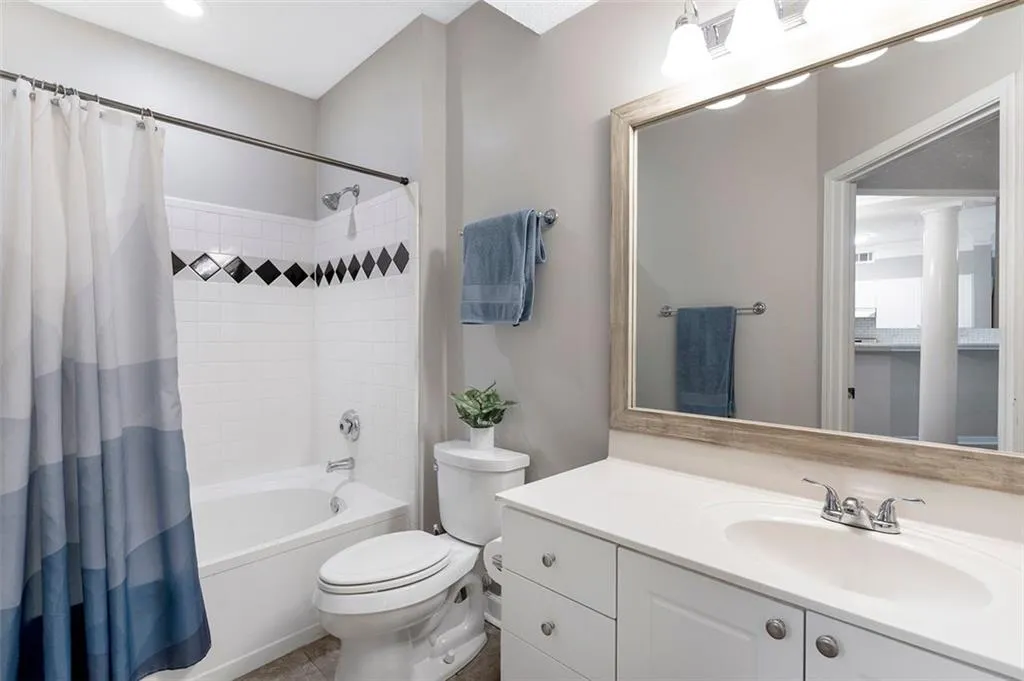 5559 Glenridge Drive Unit 2203, Atlanta, Georgia 30342, 2 Bedrooms Bedrooms, ,2 BathroomsBathrooms,Residential,Sold,5559 Glenridge Drive Unit 2203,6893874