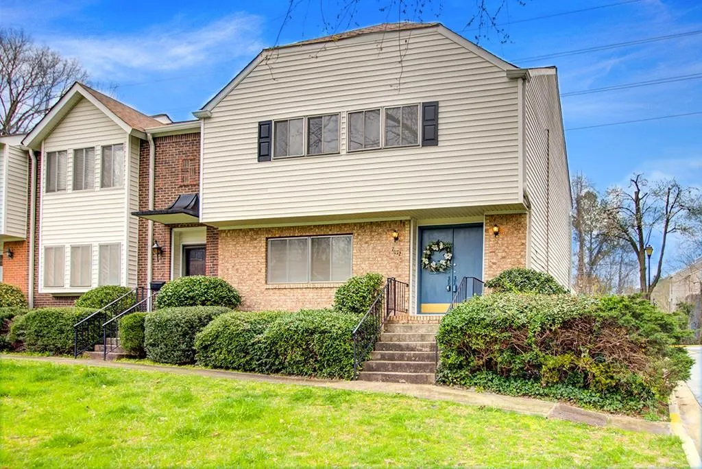 7072 Stonington Drive, Sandy Springs, Georgia 30328, 3 Bedrooms Bedrooms, ,2 BathroomsBathrooms,Residential,Sold,7072 Stonington Drive,6517809