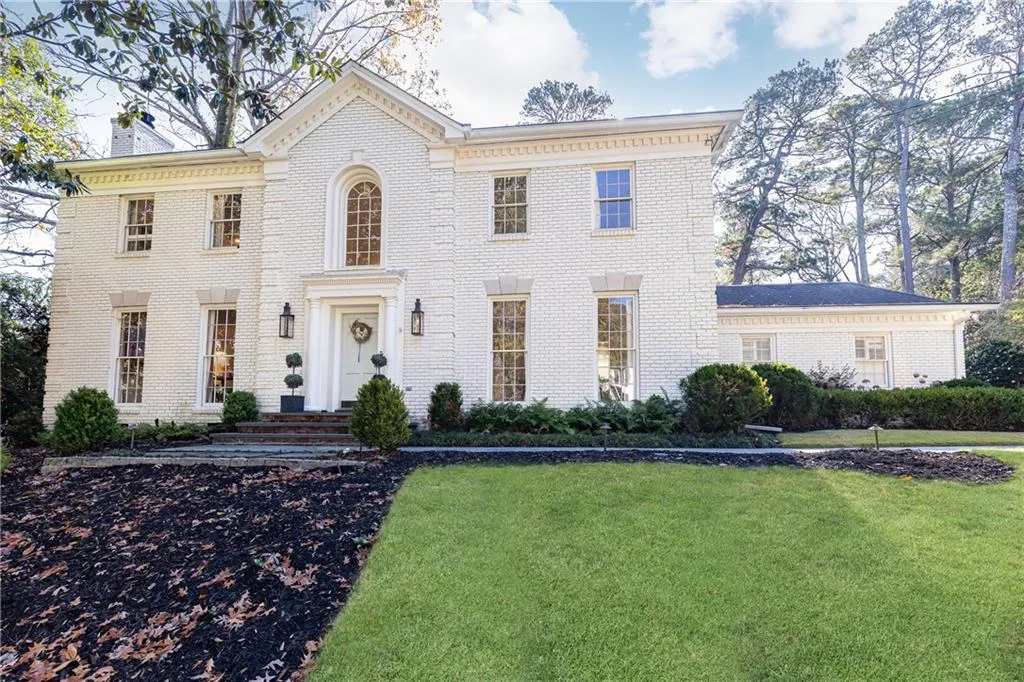 900 Hawick Drive Nw, Atlanta, Georgia 30327, 4 Bedrooms Bedrooms, 0 ,3 BathroomsBathrooms,Residential,For Sale,900 Hawick Drive Nw,7688792